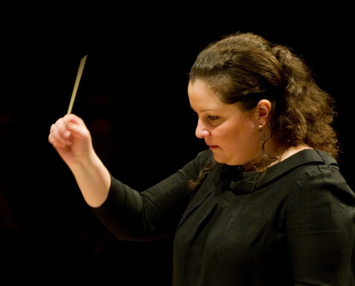 Zahia ZIOUIANI, Cheffe d’Orchestre